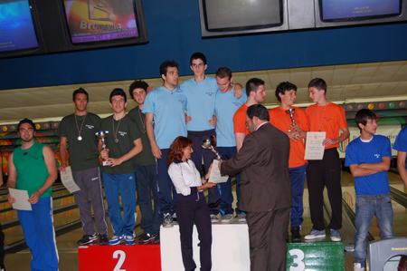2010Studenteschi 187
